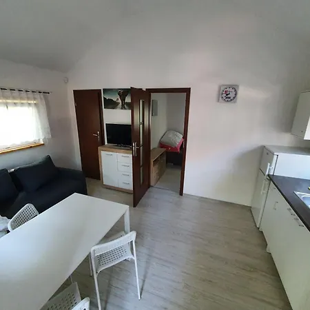 אכסניה Z Klimatyzacja